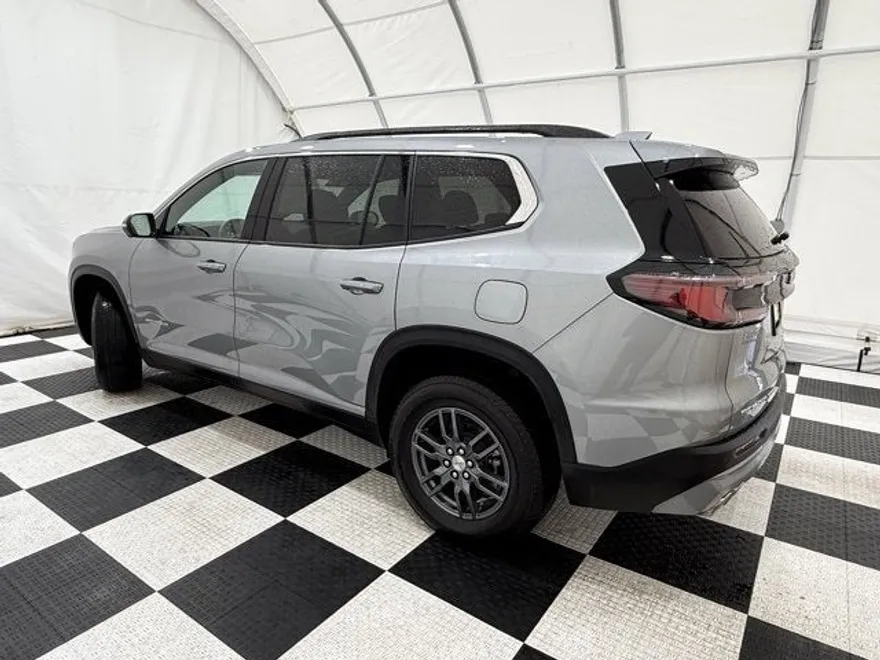 2025 Gmc Acadia Elevation photo 1