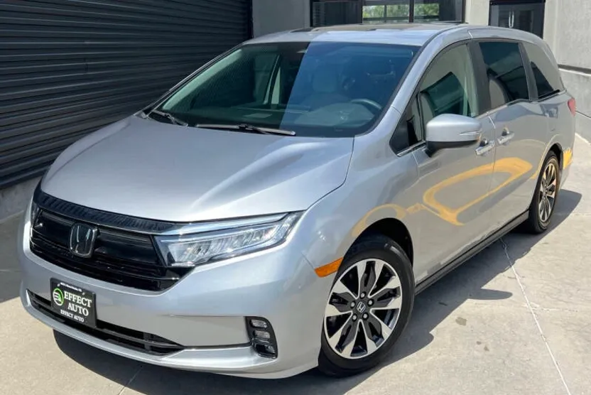 2024 Honda Odyssey EX-L photo 1