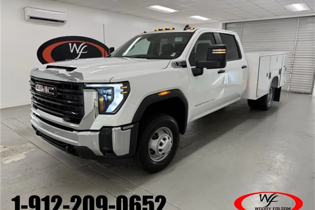 2025 Gmc Sierra 3500 HD Pro photo 1
