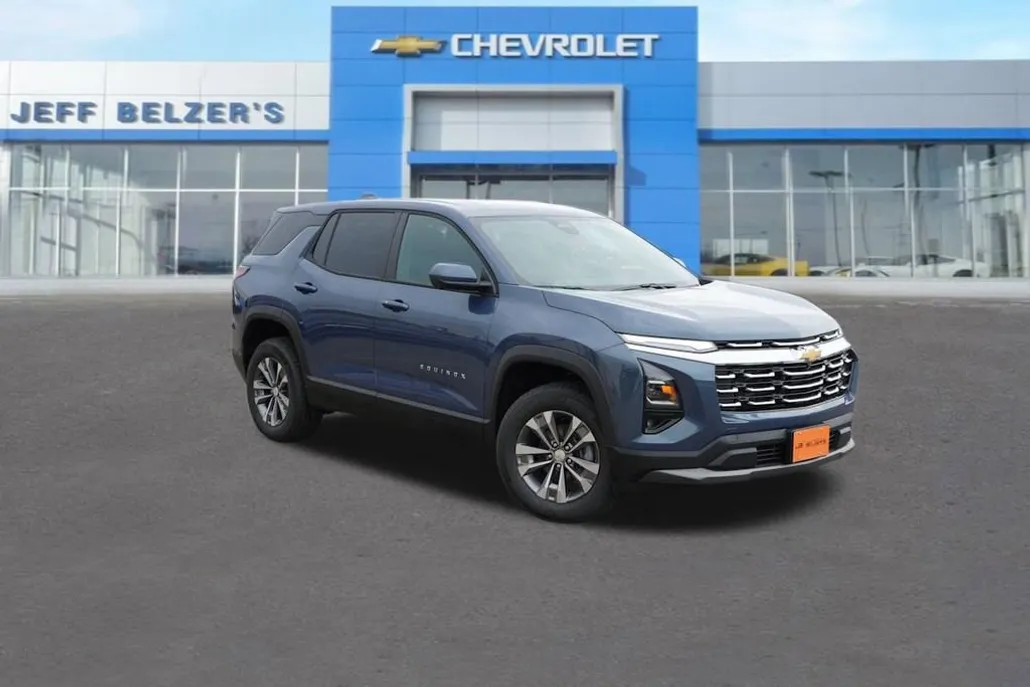 2026 Chevrolet Equinox LT photo 1