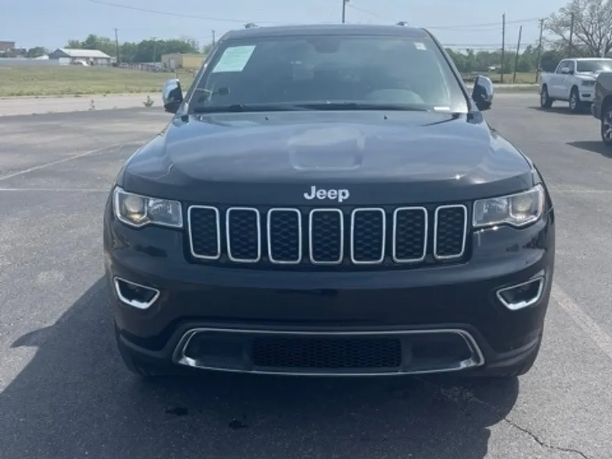 2022 Jeep Grand Cherokee Limited photo 1