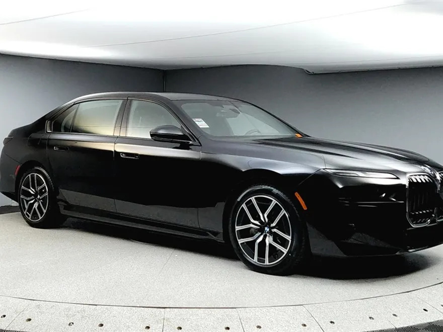 2025 Bmw i7 xDrive60 photo 1