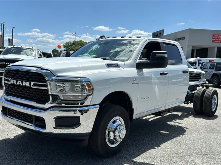 2024 Ram 3500 SLT photo 1