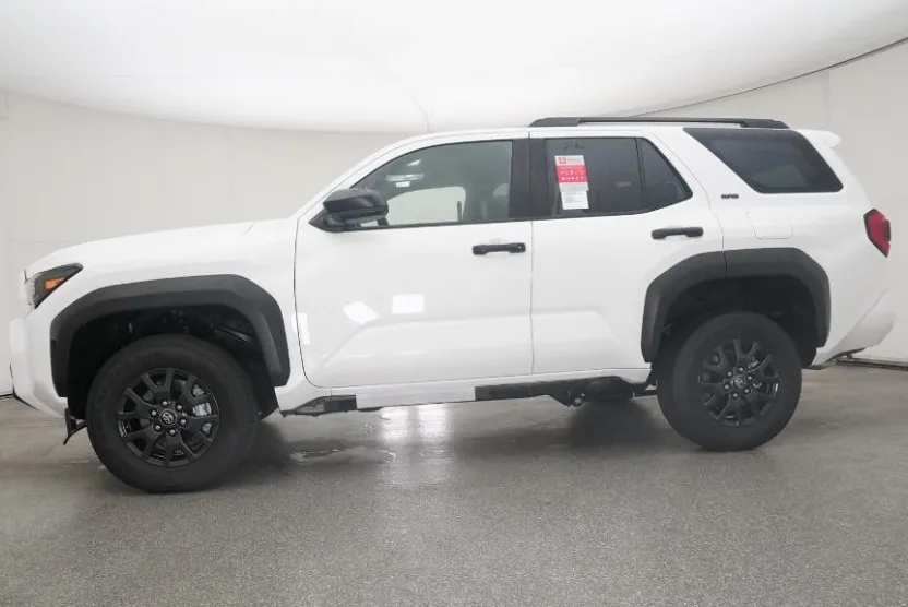 2025 Toyota 4Runner SR5 photo 1
