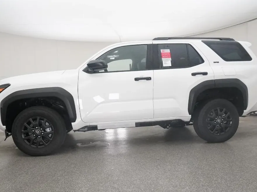 2025 Toyota 4Runner SR5 photo 1
