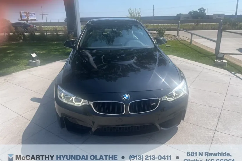 2015 Bmw M4 Convertible photo 1