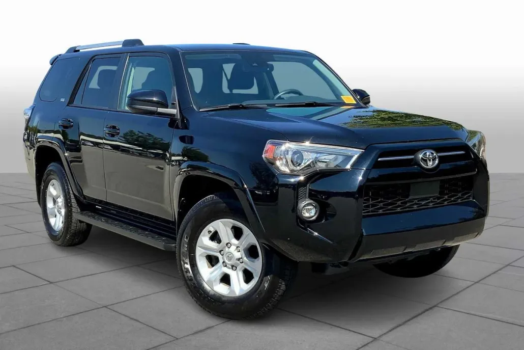 2024 Toyota 4Runner SR5 photo 1