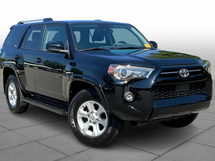 2024 Toyota 4Runner SR5 photo 1