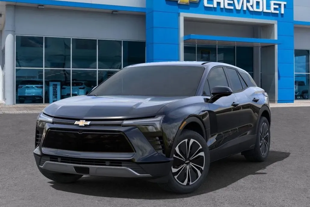 2025 Chevrolet Blazer EV photo 1