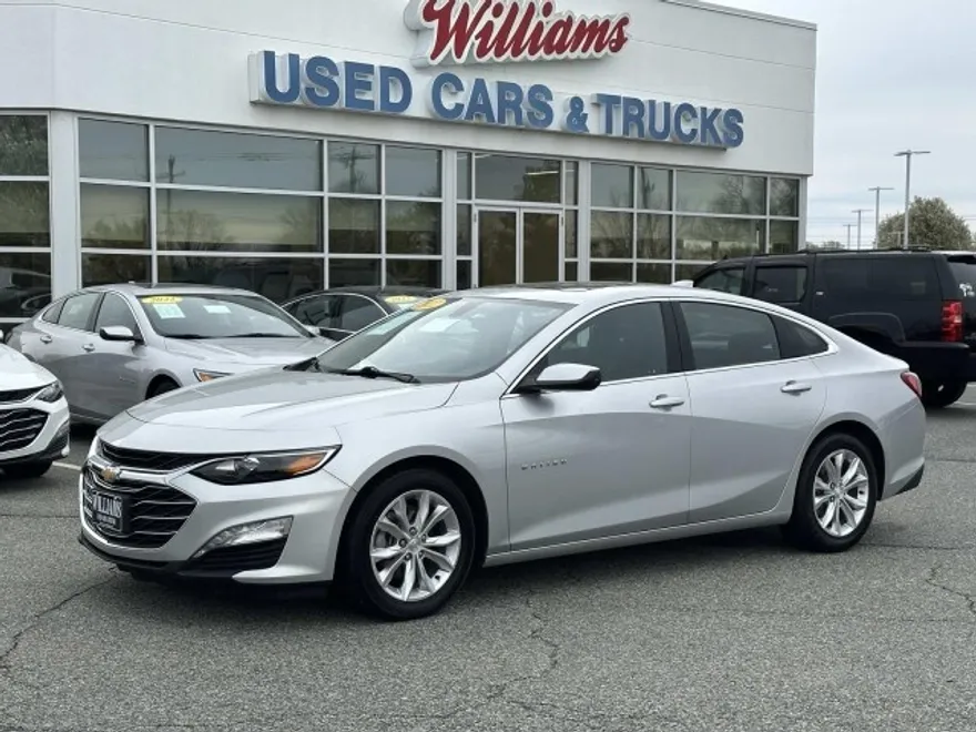 2022 Chevrolet Malibu 1LT photo 1