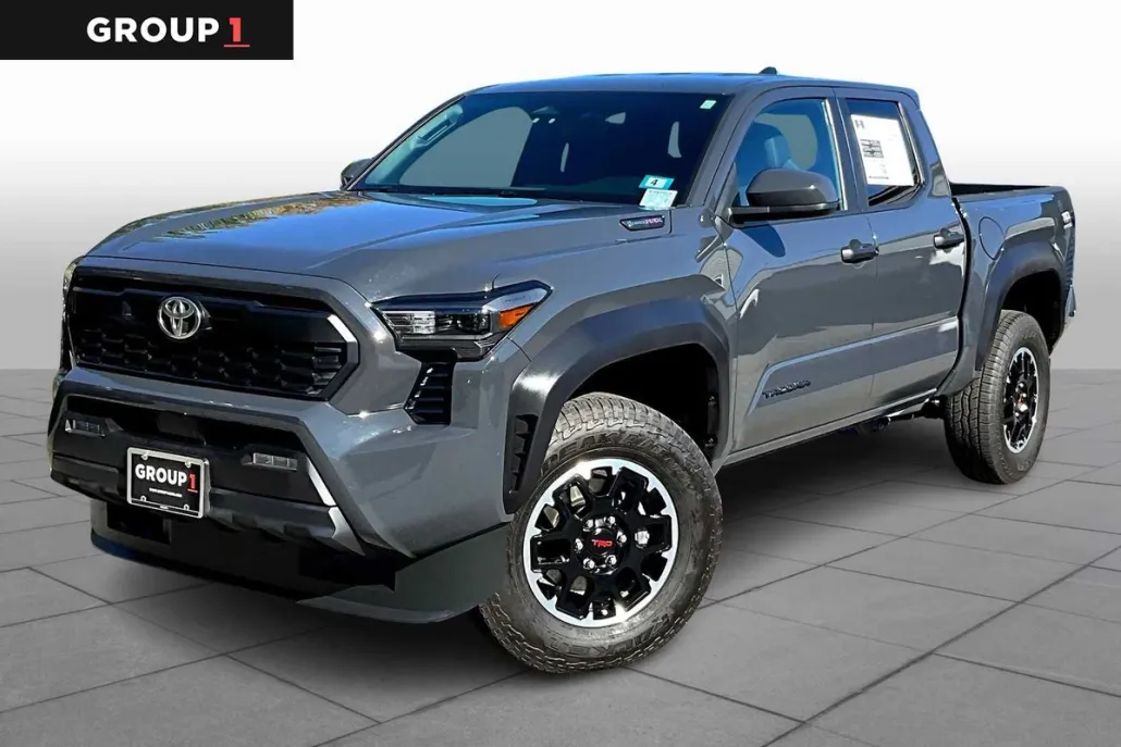 2024 Toyota Tacoma TRD Double Cab photo 1