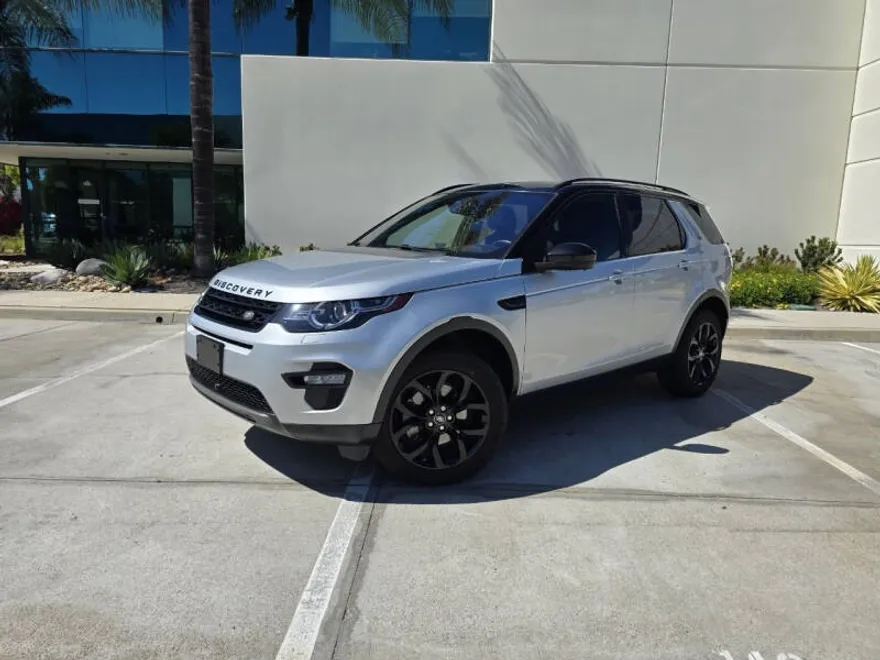 2018 Land Rover Discovery Sport HSE photo 1