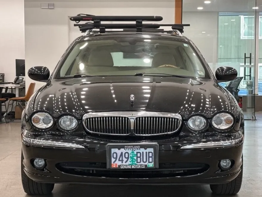 2005 Jaguar X-Type photo 1
