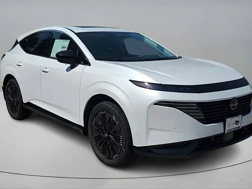 2025 Nissan Murano Platinum photo 1