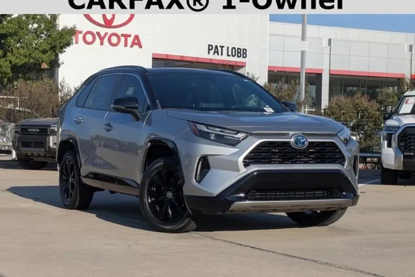 2022 Toyota RAV4 Hybrid XSE photo 1