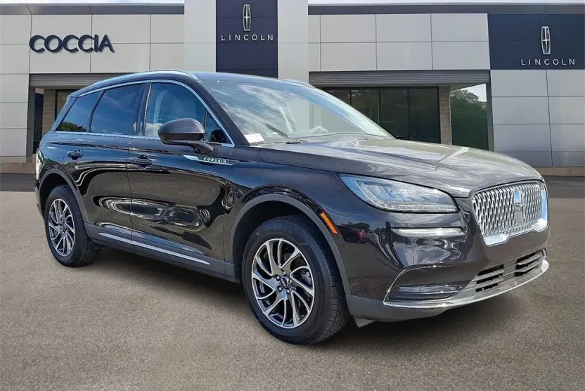 2022 Lincoln Corsair Standard photo 1