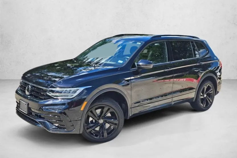 2023 Volkswagen Tiguan SE R-Line Black photo 1