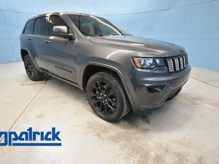 2021 Jeep Grand Cherokee Laredo X photo 1