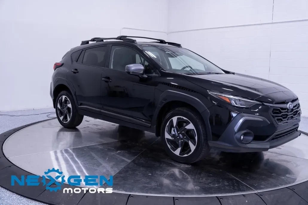 2024 Subaru Crosstrek Limited photo 1