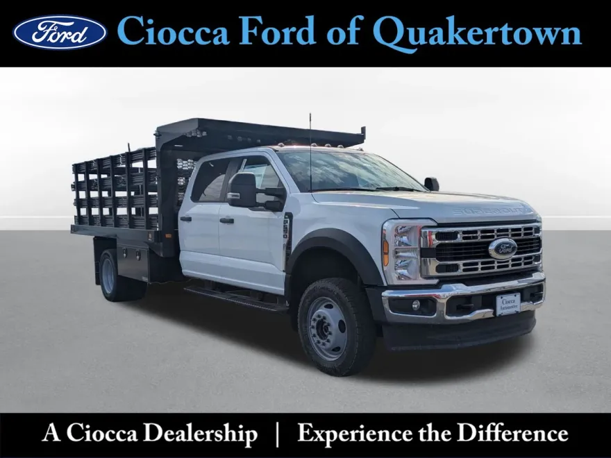 2024 Ford F-550 photo 1