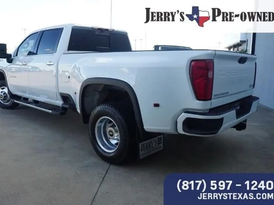 2023 Chevrolet Silverado 3500HD High Country photo 1