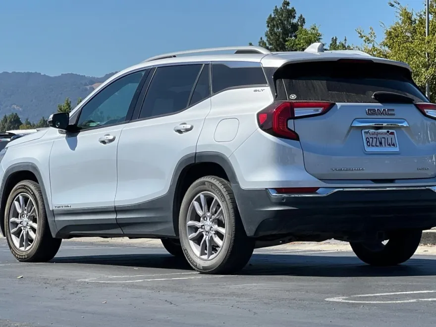 2022 Gmc Terrain SLT photo 1