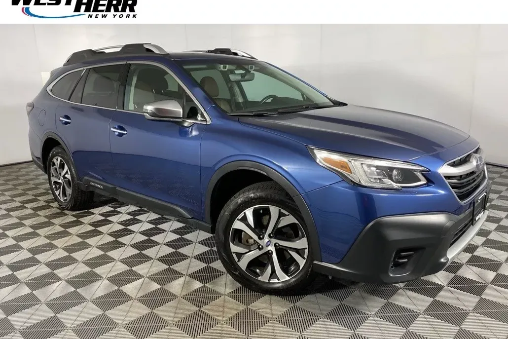 2022 Subaru Outback Touring photo 1
