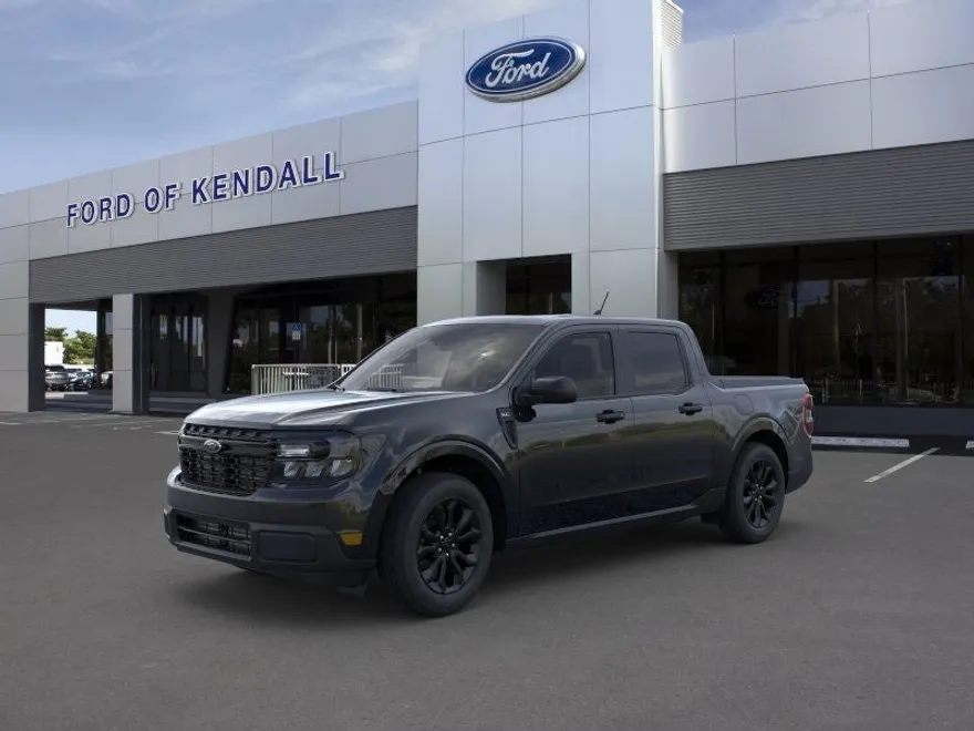 2024 Ford Maverick XLT photo 1