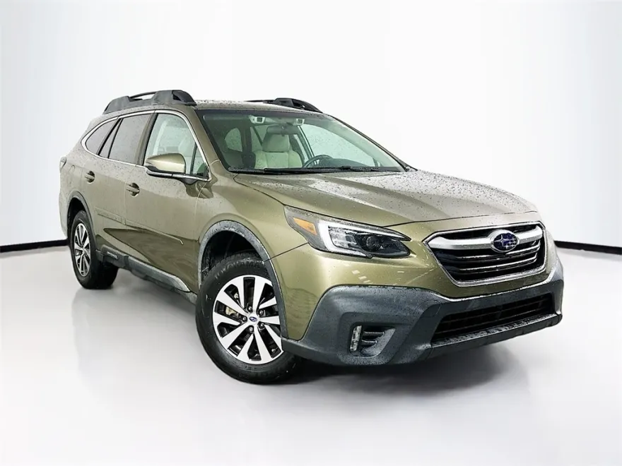 2020 Subaru Outback Premium photo 1