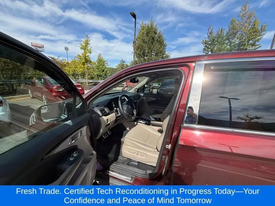 2020 Honda Ridgeline RTL-E photo 1
