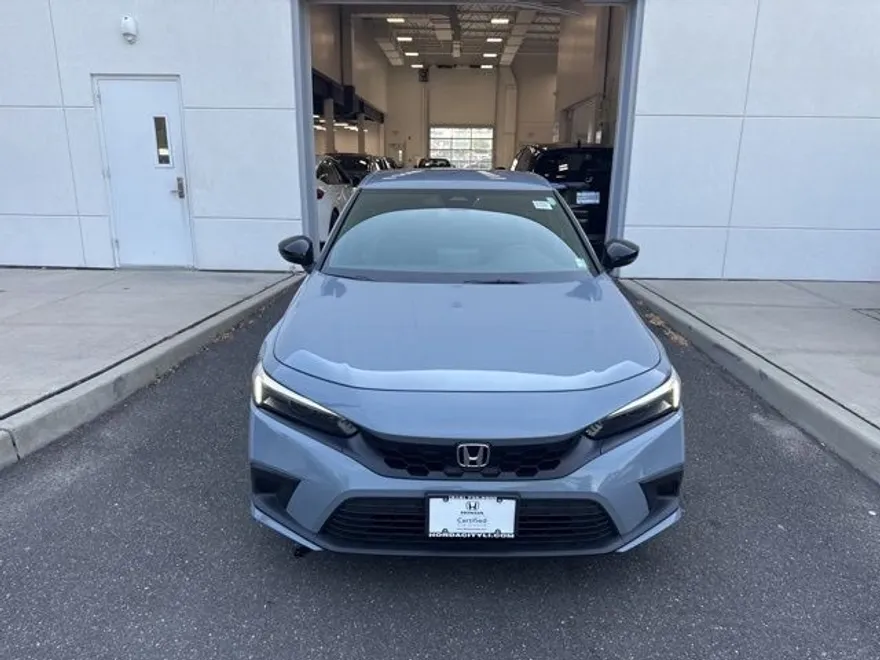 2022 Honda Civic Sport photo 1