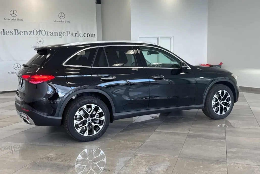 2025 Mercedes Benz GLC 350e 4MATIC photo 1