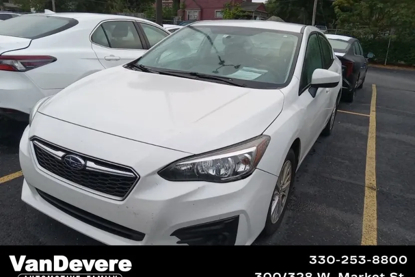 2017 Subaru Impreza 2.0i Premium photo 1