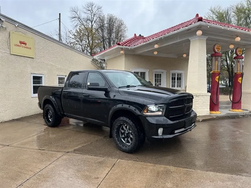 2014 Ram 1500 Tradesman photo 1