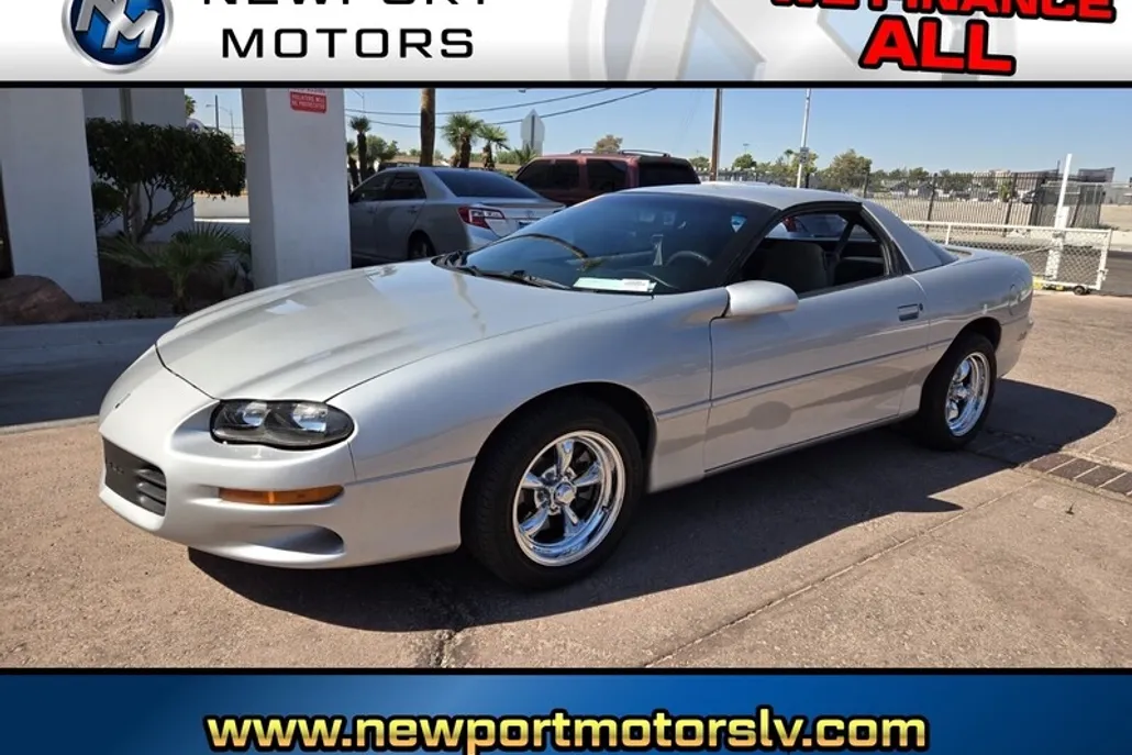 2000 Chevrolet Camaro Sport photo 1