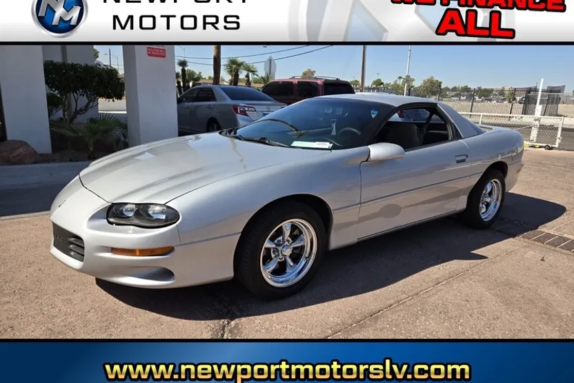 2000 Chevrolet Camaro Sport photo 1