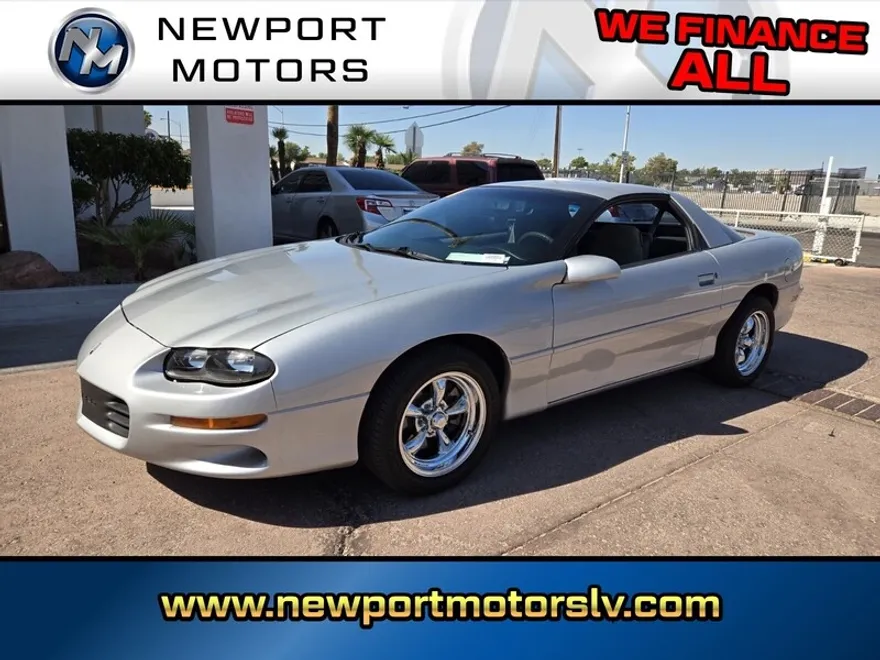 2000 Chevrolet Camaro Sport photo 1