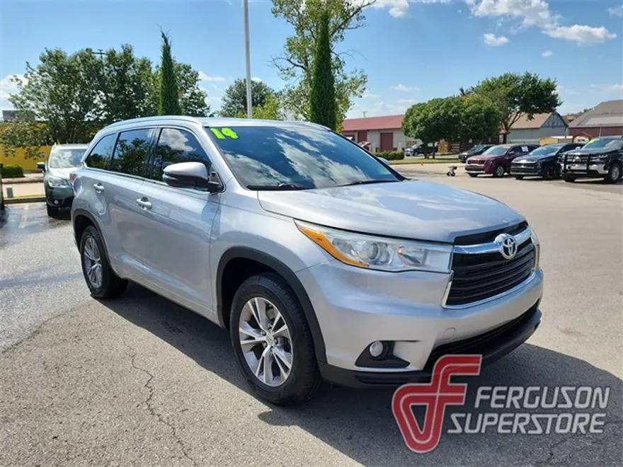 2014 Toyota Highlander XLE Sport photo 1
