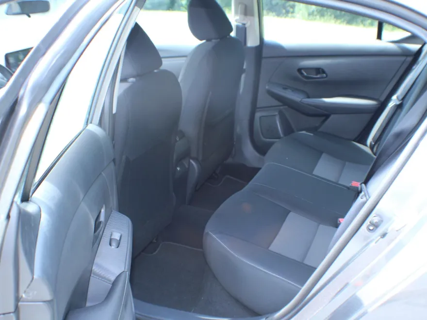 2025 Nissan Sentra SV photo 1