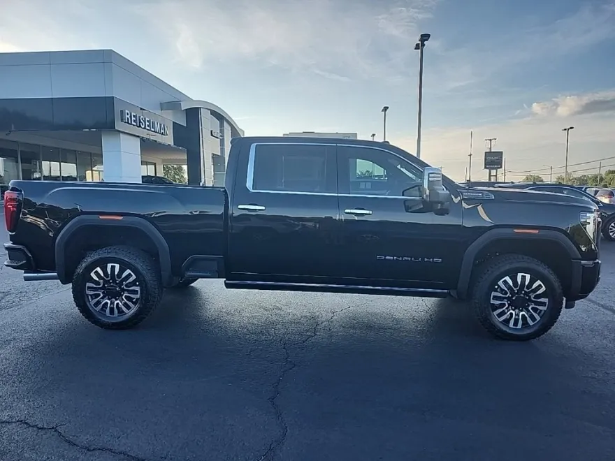 2025 Gmc Sierra 2500 HD Denali Ultimate photo 1