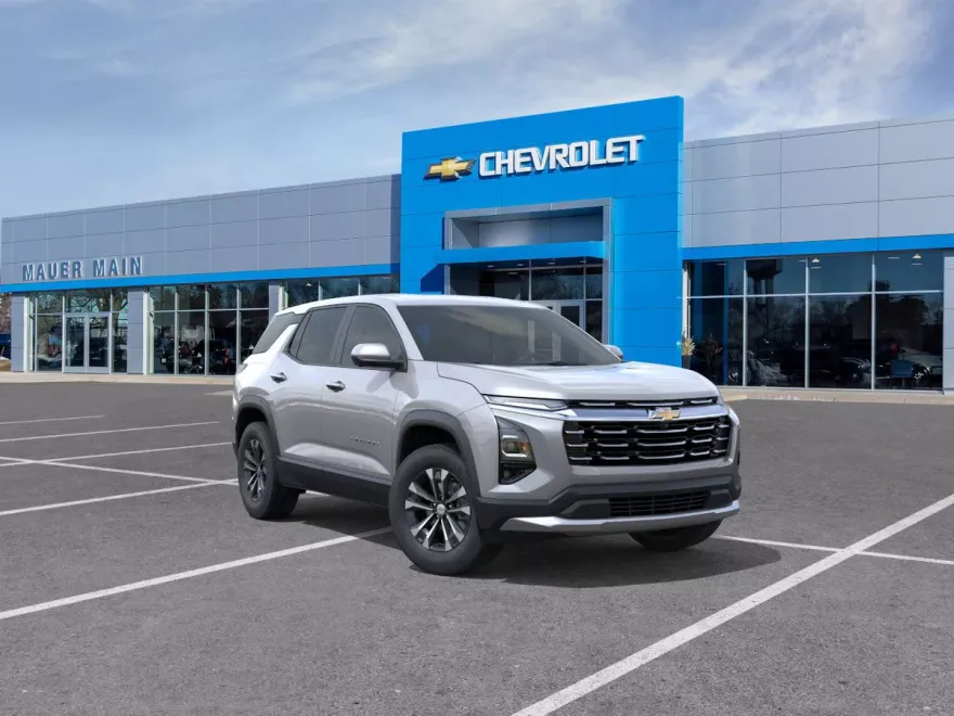 2026 Chevrolet Equinox LT photo 1