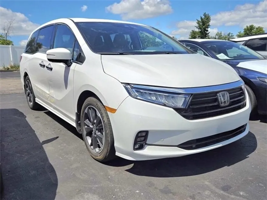 2024 Honda Odyssey Elite photo 1