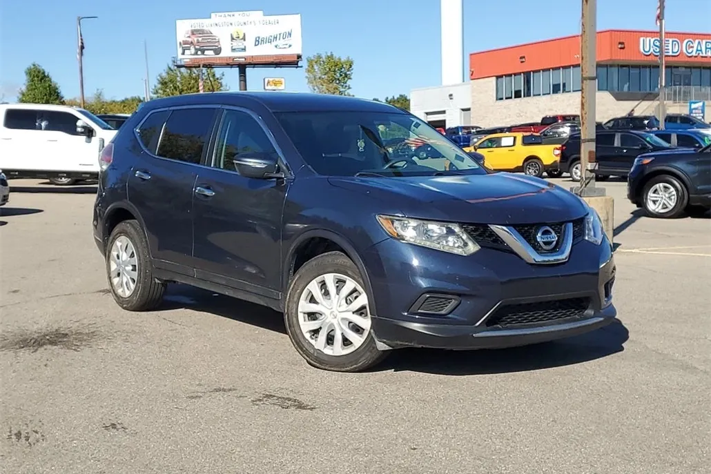 2015 Nissan Rogue S photo 1