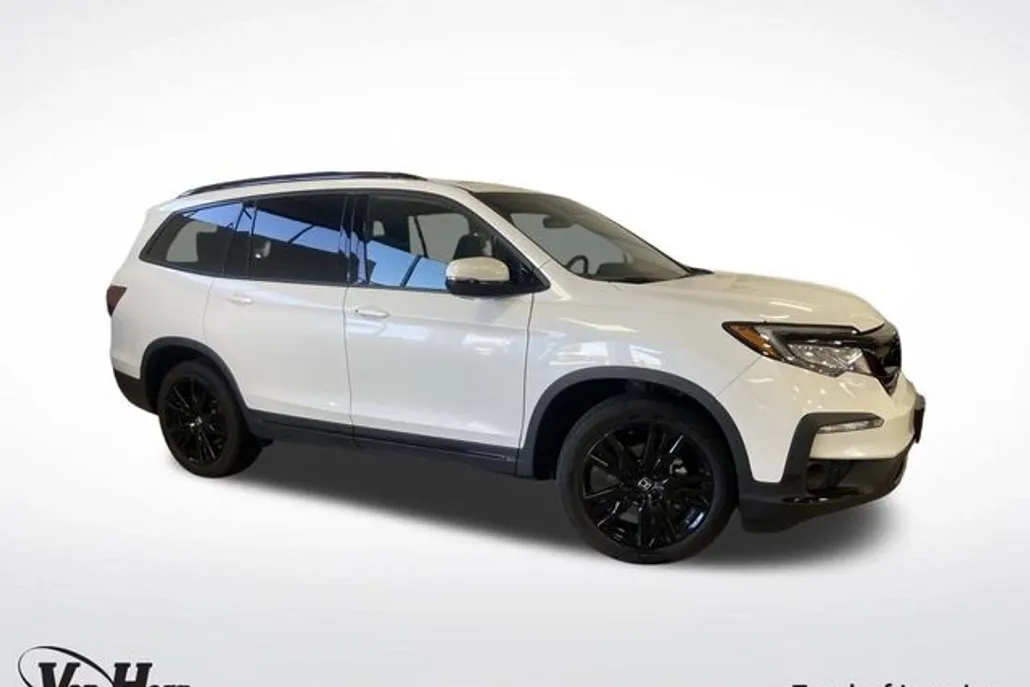 2022 Honda Pilot Black Edition photo 1