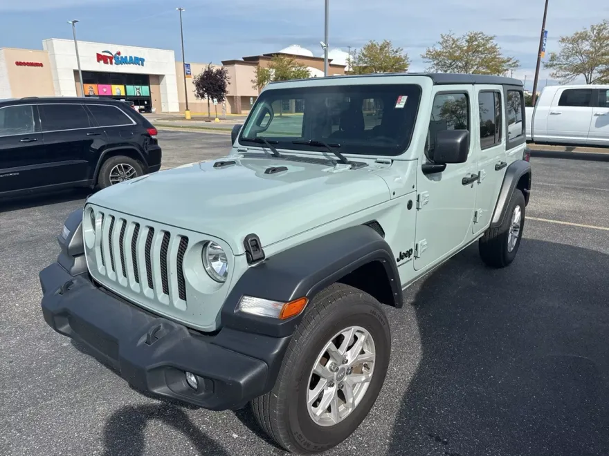 2023 Jeep Wrangler Sport S photo 1