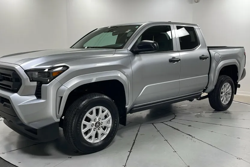 2024 Toyota Tacoma SR photo 1