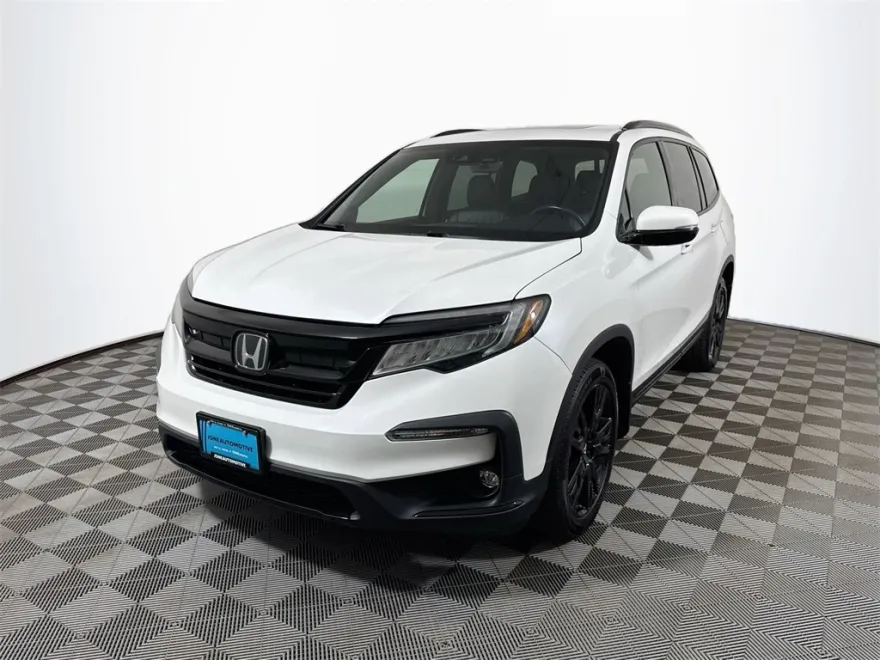 2021 Honda Pilot Black Edition photo 1