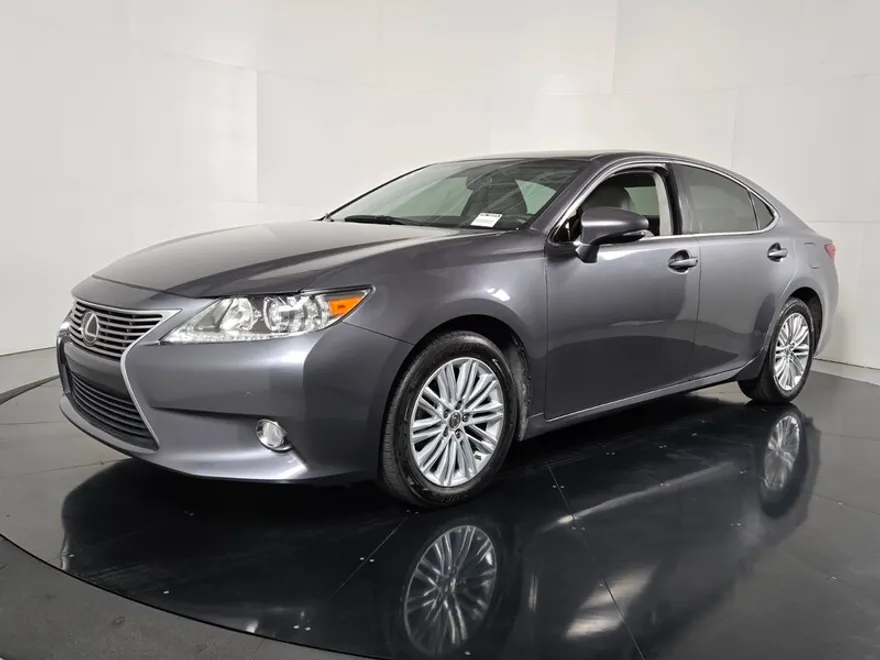 2013 Lexus ES 350 photo 1