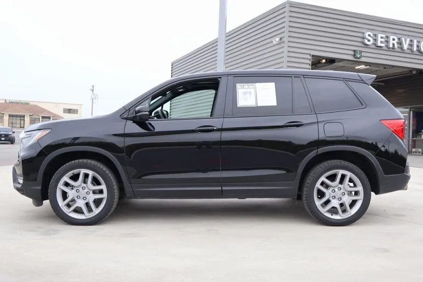2024 Honda Passport EX-L photo 1