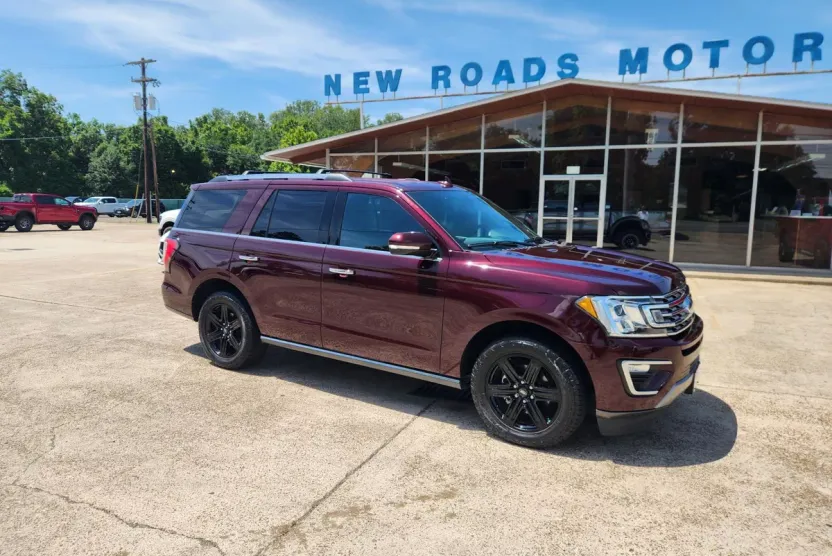 2021 Ford Expedition Limited photo 1